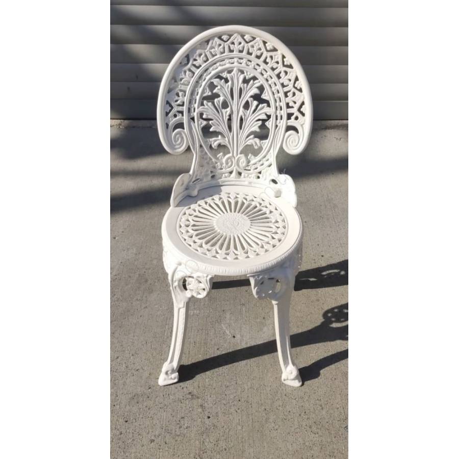 krem-renk-dekoratif-bahce-sandalyesi-resim-441.jpg